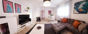ALMERIA SOL Y SUR APARTMENTO - Netflix y Parking GRATUITO